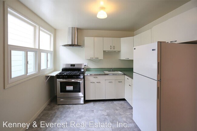 Foto del edificio - 1 br, 1 bath House - 4479 17th street #3