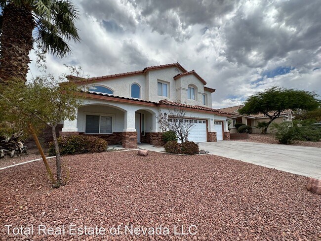 Foto del edificio - 5 br, 3.5 bath House - 470 Mission Springs St