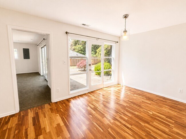 Foto del edificio - 10424 NE 17th St
