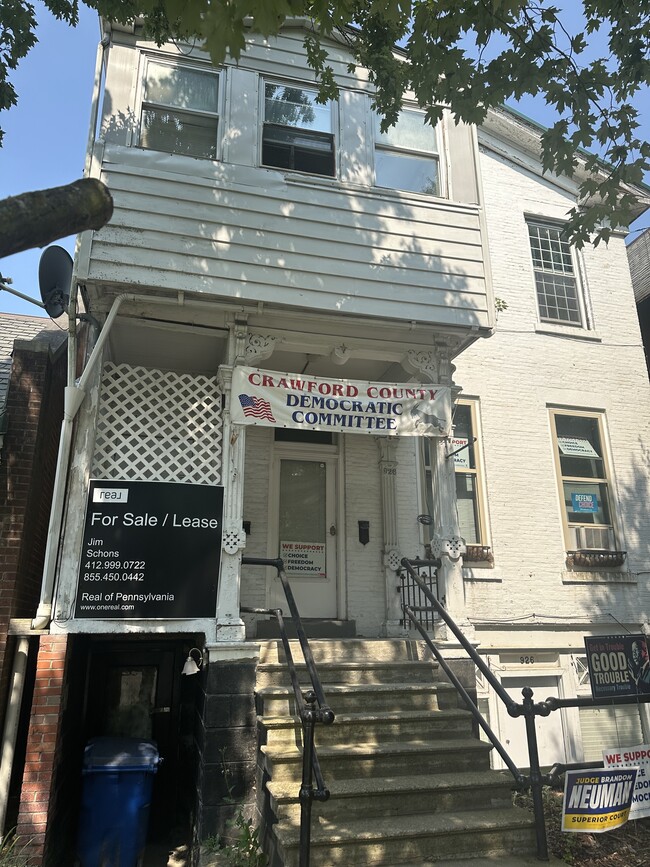 Exterior - 926 Diamond Park