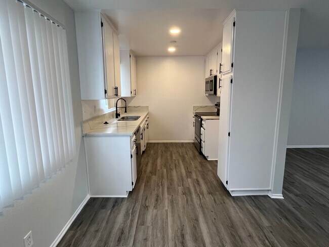 Foto del interior - 6651 Haskell Ave