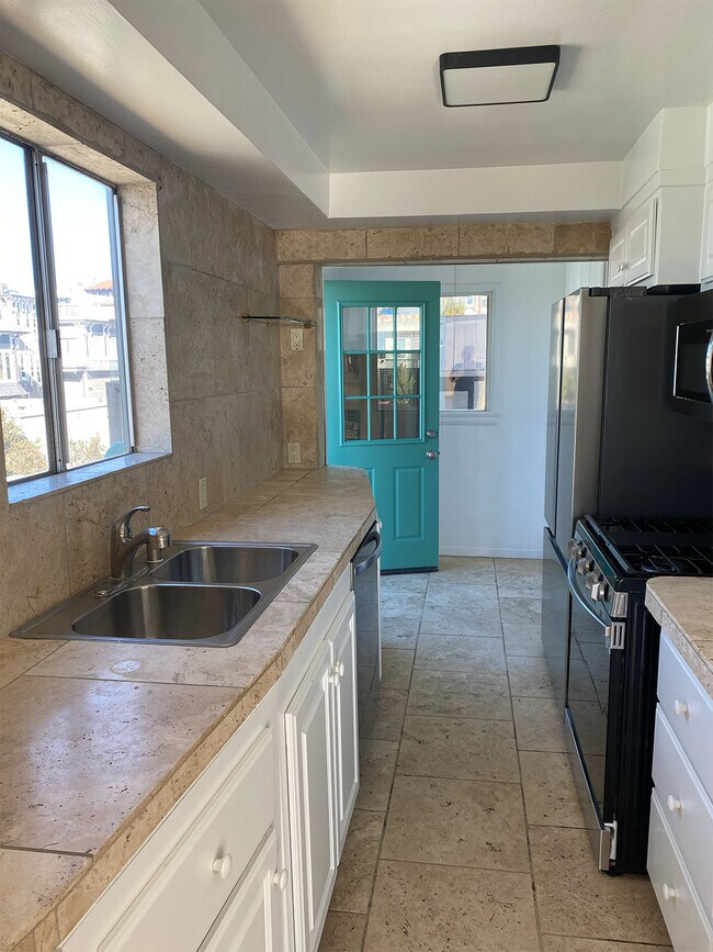 kitchen door - 123 24th St