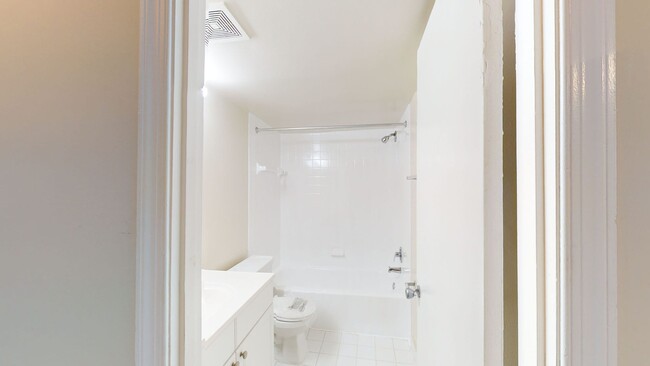 Interior Photo - Newport Village