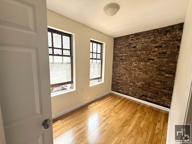 Building Photo - West 11th Street