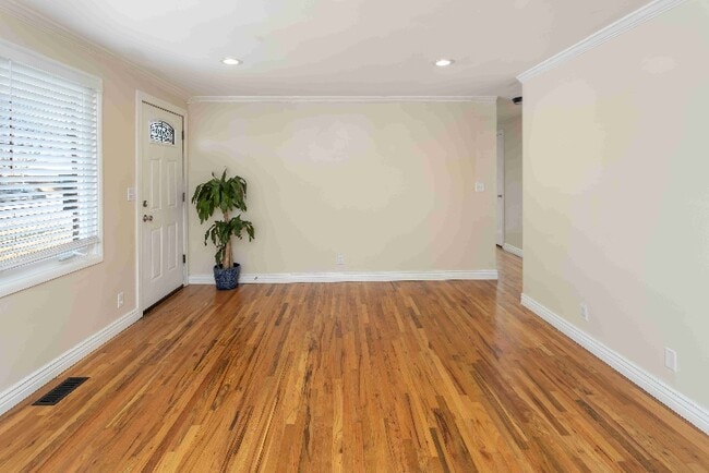 Photo - 303 S 250 W House