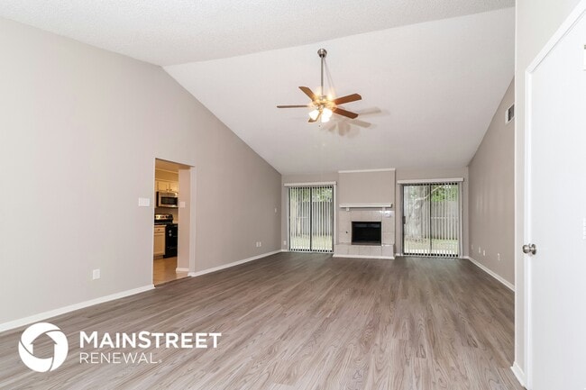 Building Photo - 5320 Buckner Dr
