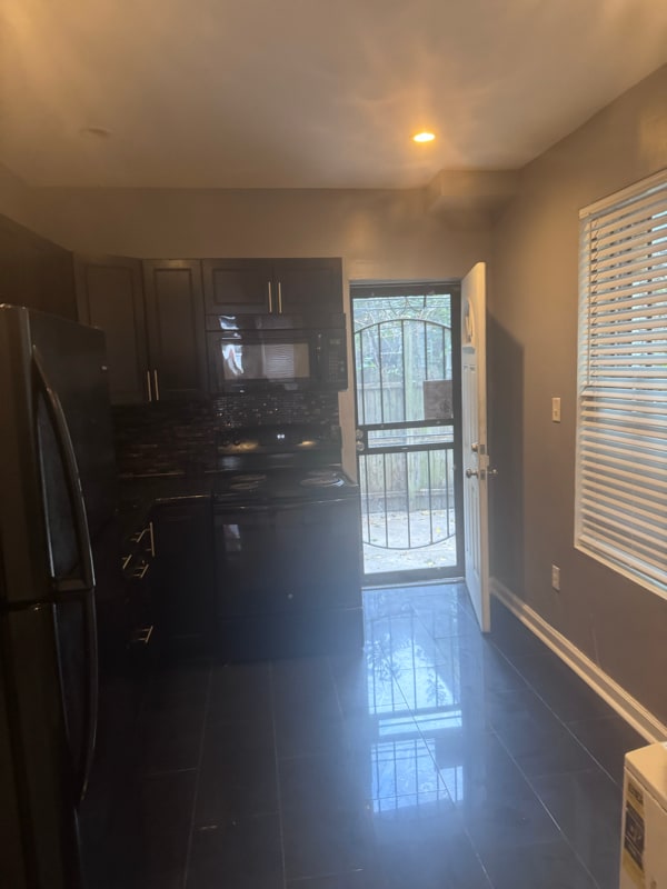 Foto del edificio - 2299 N Bouvier St