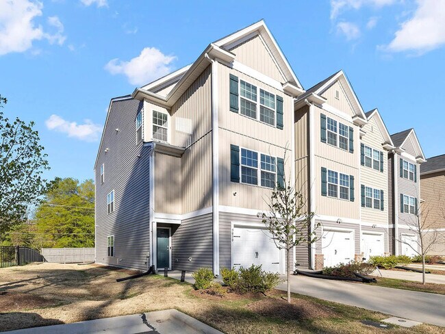 Building Photo - Build Equity Like a Homeowner – Lease to Own