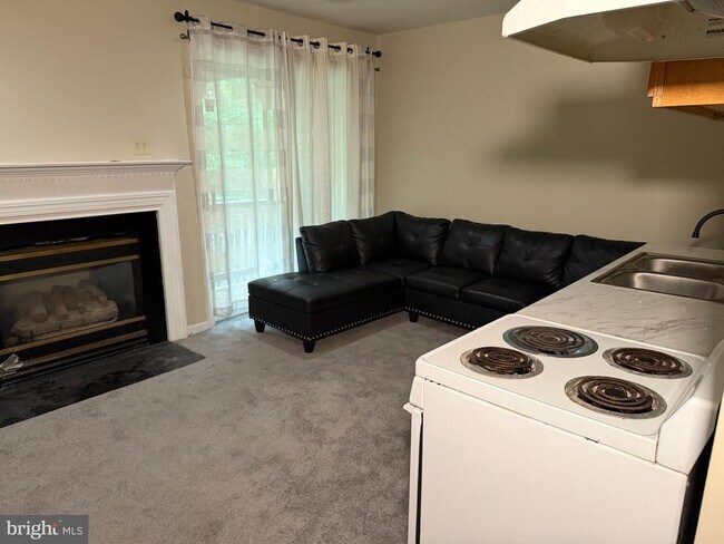 Foto del edificio - 853 Faraway Ct