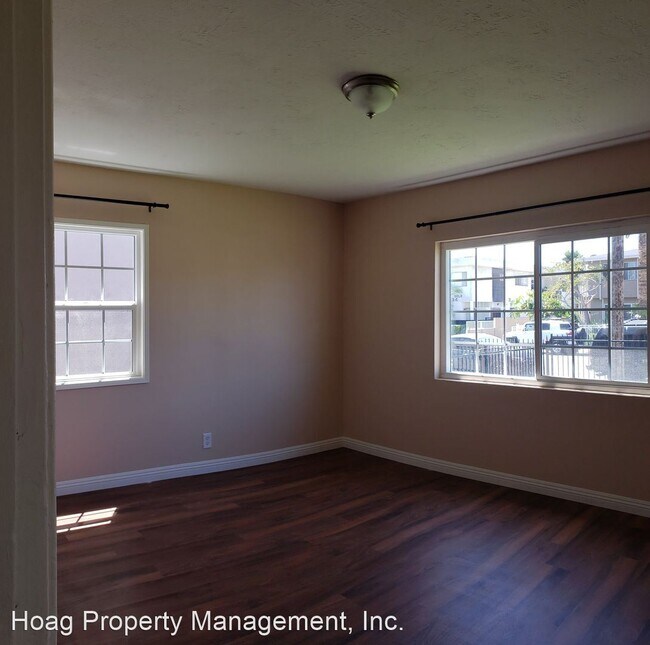 Foto del edificio - 4351 W 142nd St