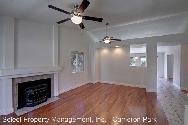 Building Photo - 3 br, 2 bath House - 5112 Camanche Way