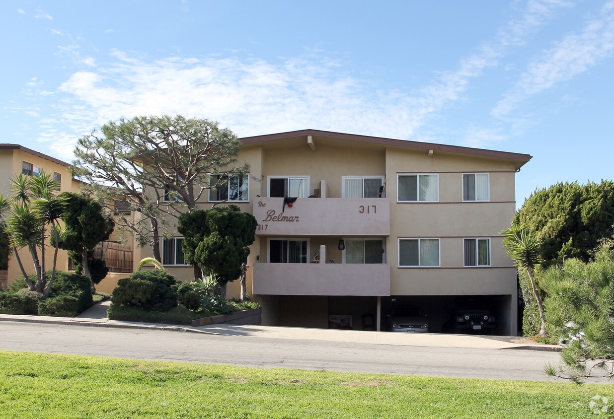 Building Photo - 317 Calle Miramar