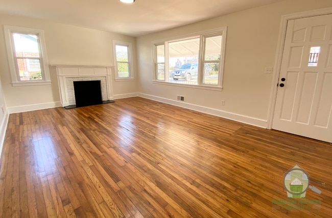 Photo - 22 Dale Dr House