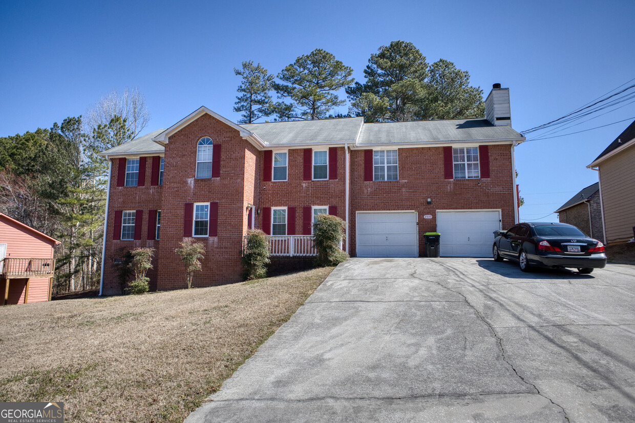 Foto principal - 5950 Batson Ct