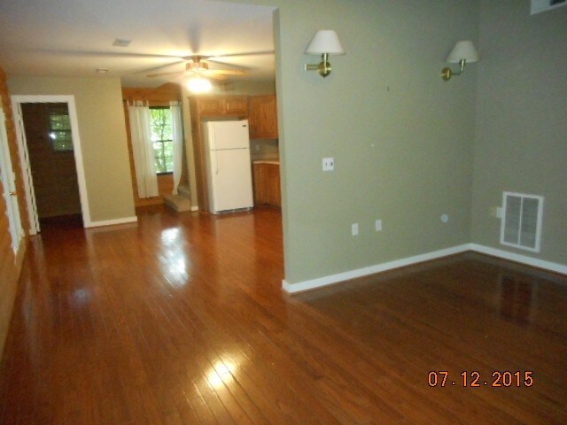Building Photo - 450 Grayson Ln