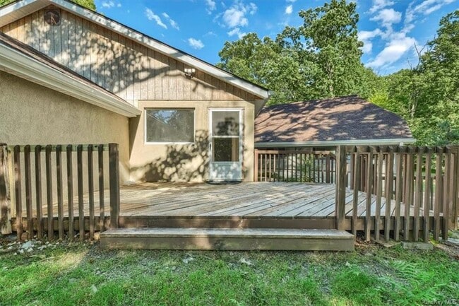 Building Photo - 54 Oxford Springs Rd