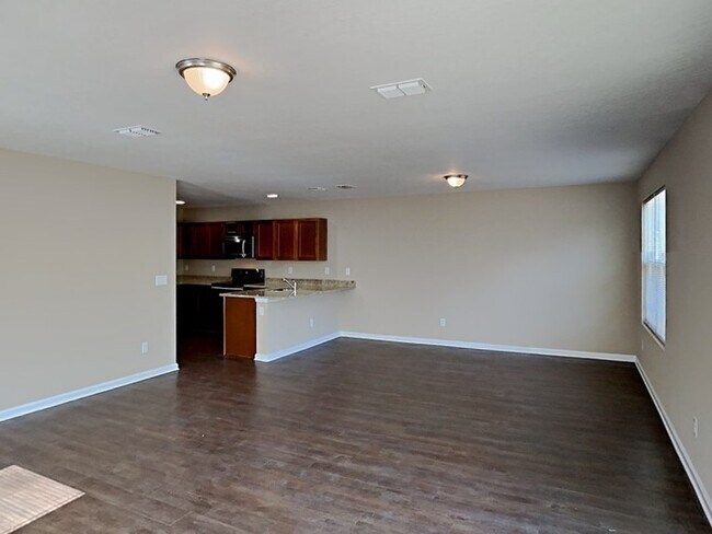 Foto del edificio - 5295 Walkers Ridge Dr