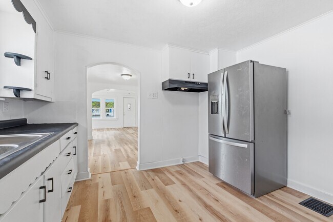 Foto del edificio - 2012 Arrow Ave