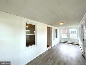 Building Photo - 590 Hallowing Point Rd