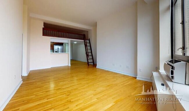 Foto del edificio - 2 bedroom in New York NY 10003