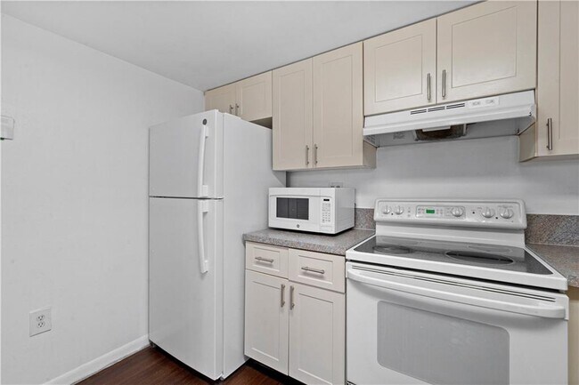 Foto del edificio - 9995 Nob Hill Ln