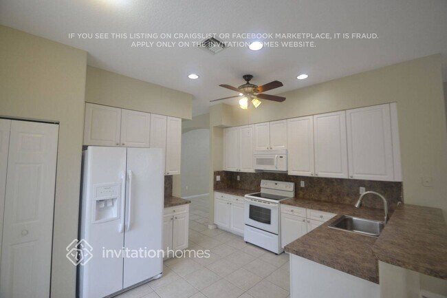 Foto del edificio - 2048 SW 176th Terrace
