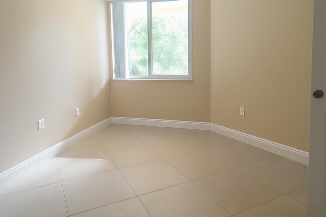 Foto del edificio - 6960 SW 39th St