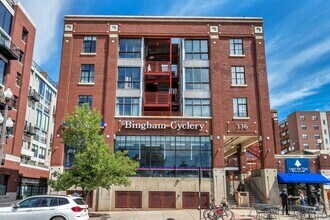 Building Photo - 336 W 300 S