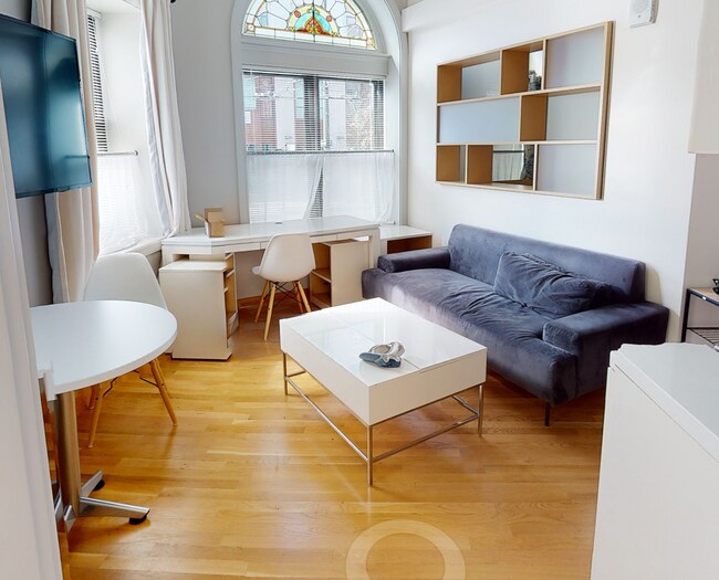 Foto del edificio - 15 Mount Auburn St