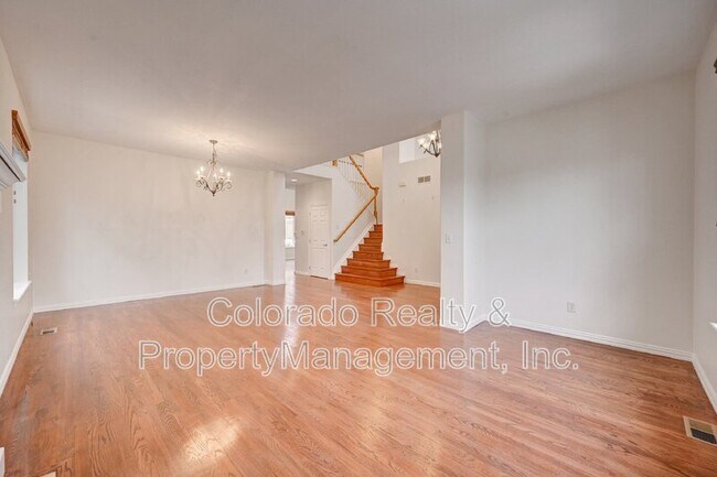 Building Photo - 3360 Sturbridge Dr