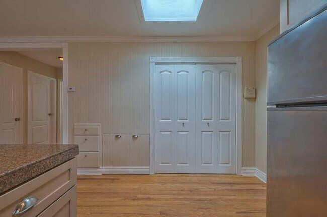 Foto del edificio - 1209 Darwin St