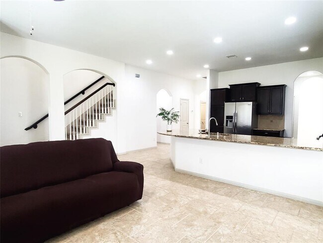 Foto del edificio - 4515 Greenleaf Dr