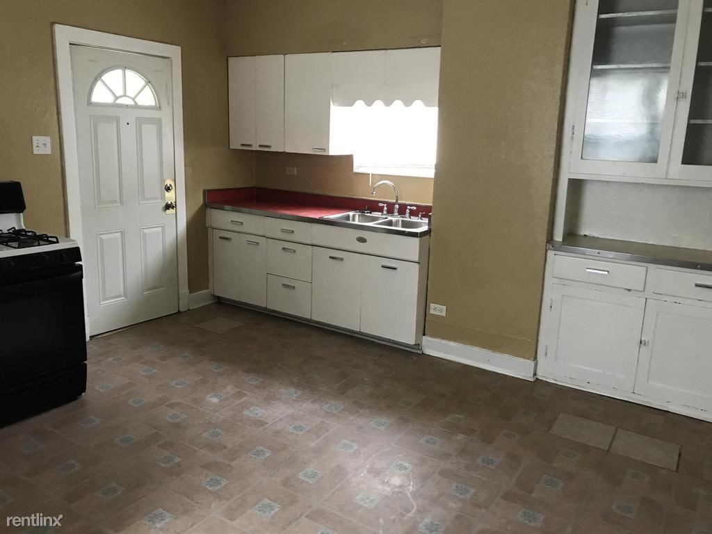 2 Br 1 Bath House 3101 Auberle St House For Rent In Mckeesport Pa Apartments Com