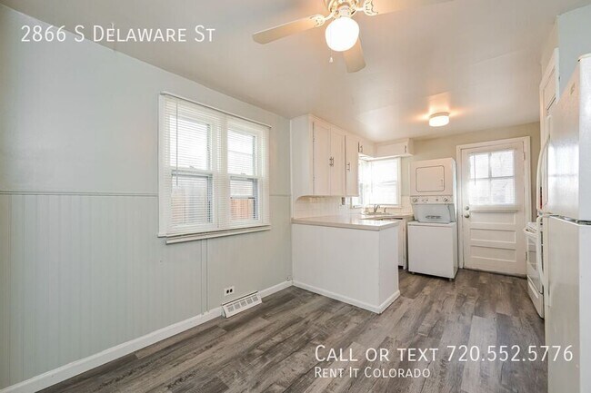 Foto del edificio - 2866 S Delaware St