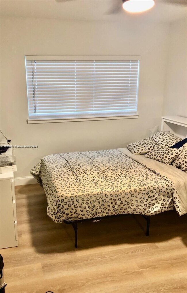 Foto del edificio - 5100 SW 41st St