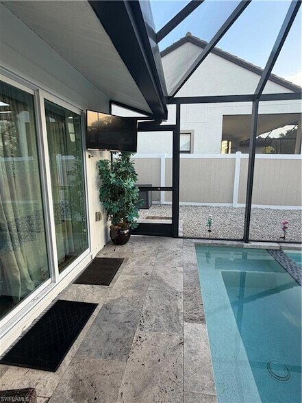 Foto del edificio - 27044 Williams Rd