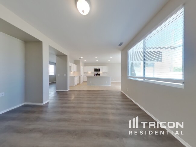 Building Photo - 45508 Stanridge Avenue Lancaster CA