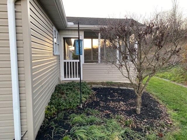 Foto del edificio - 213 Village Blvd