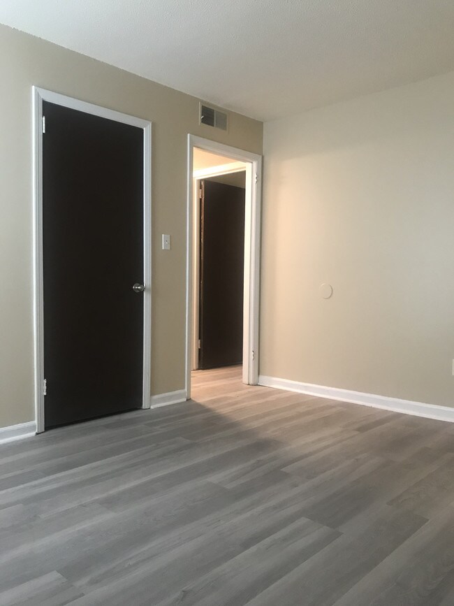 Bedroom 1 - 118 71st St N