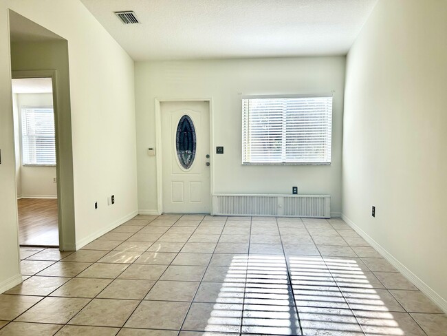 Foto del edificio - 621 NW 78th Terrace