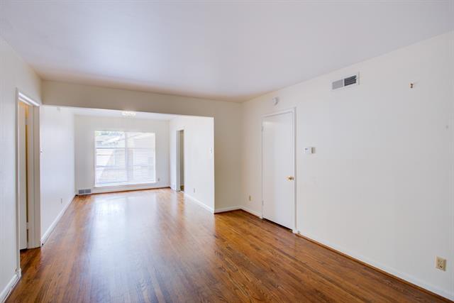 Building Photo - 6511 Ravendale Ln