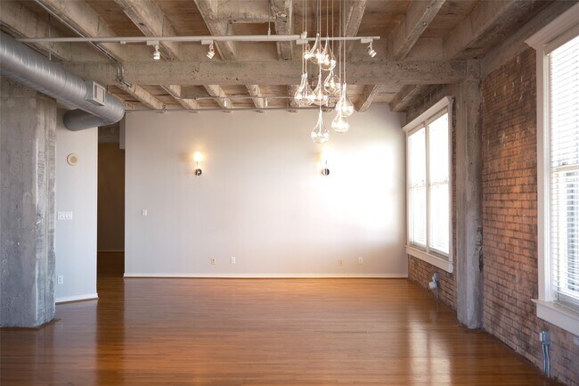 Foto del edificio - 201 Main St