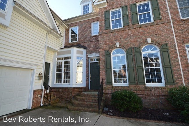 Foto del edificio - 2404 Carriage Oaks Dr