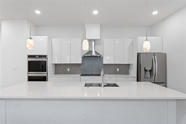 Foto del edificio - 2513 Crossman Ave