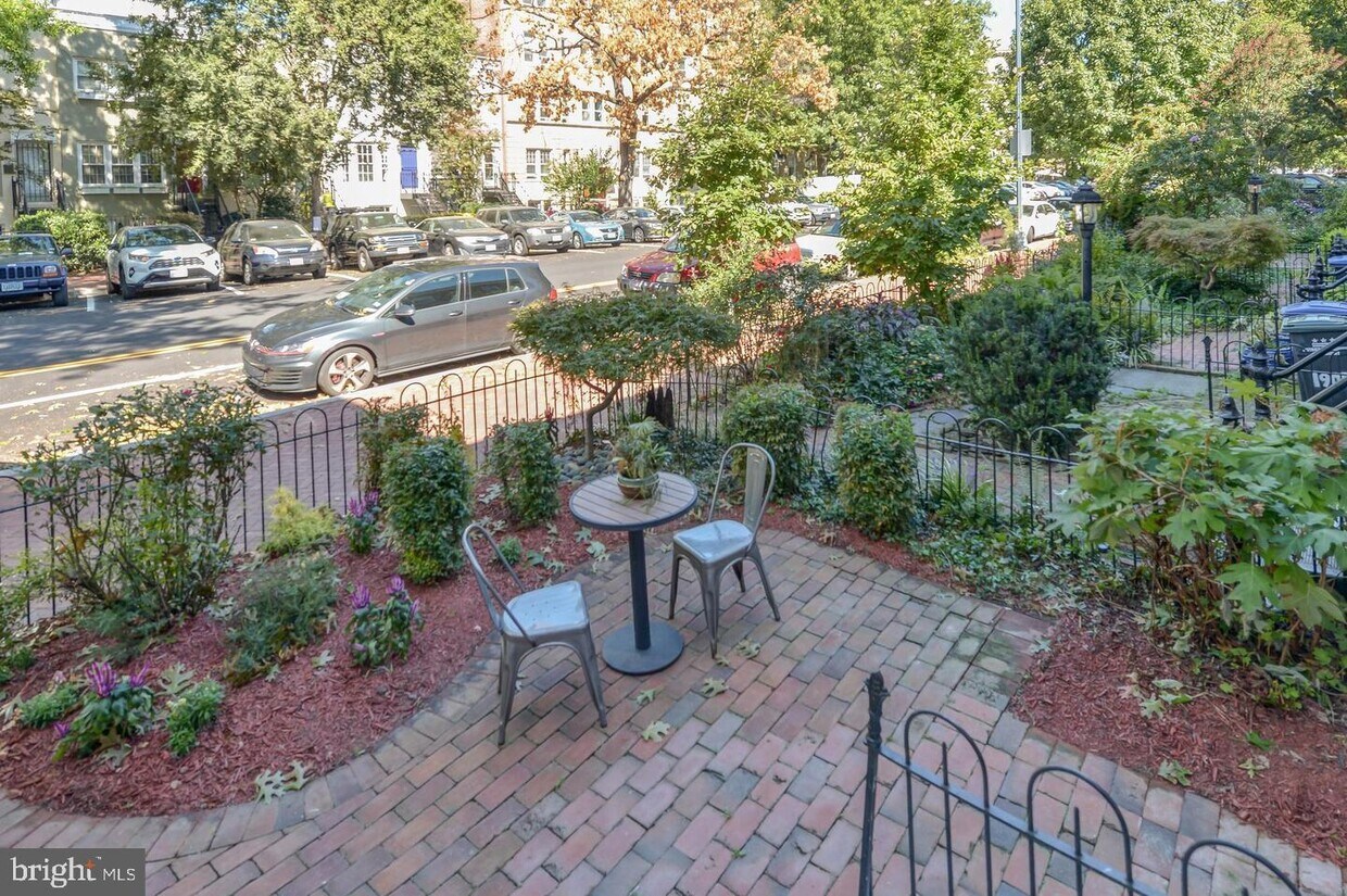 Primary Photo - 1903 New Hampshire Ave NW