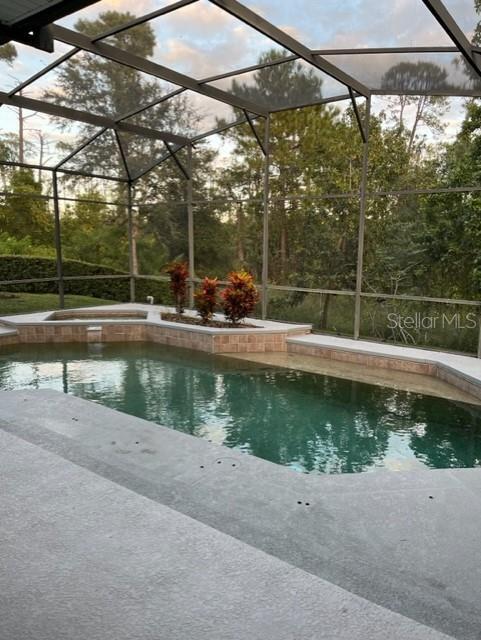 Foto del edificio - 8435 Woburn Ct
