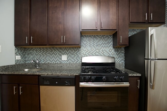 Foto del edificio - 3908 N Janssen Ave
