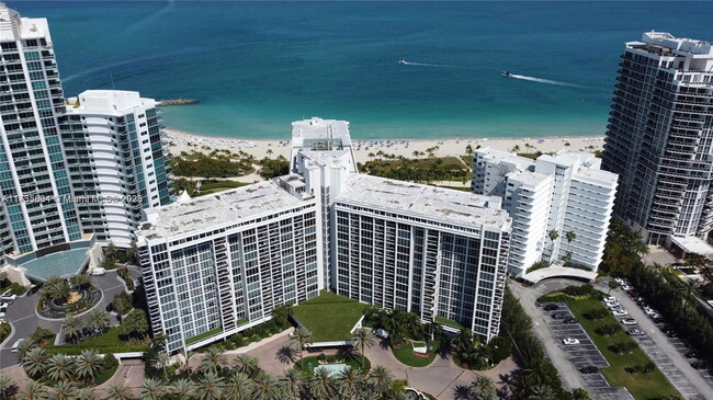 Foto del edificio - 10275 Collins Ave