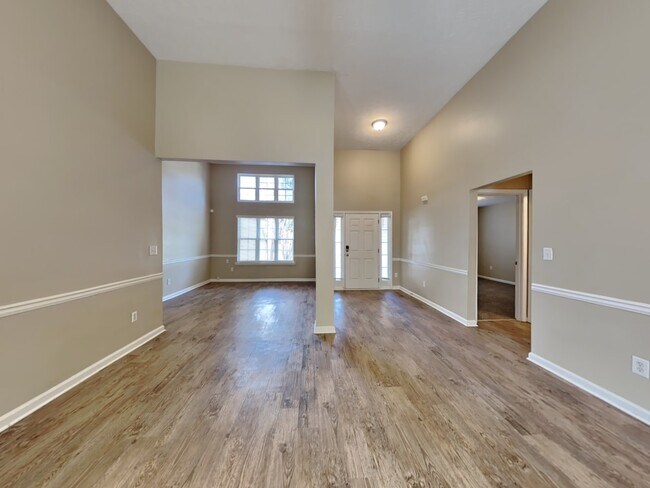 Building Photo - 4232 Beaverton Cir