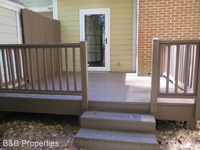 Building Photo - 2 br, 2.5 bath House - 745 Weathergreen Drive